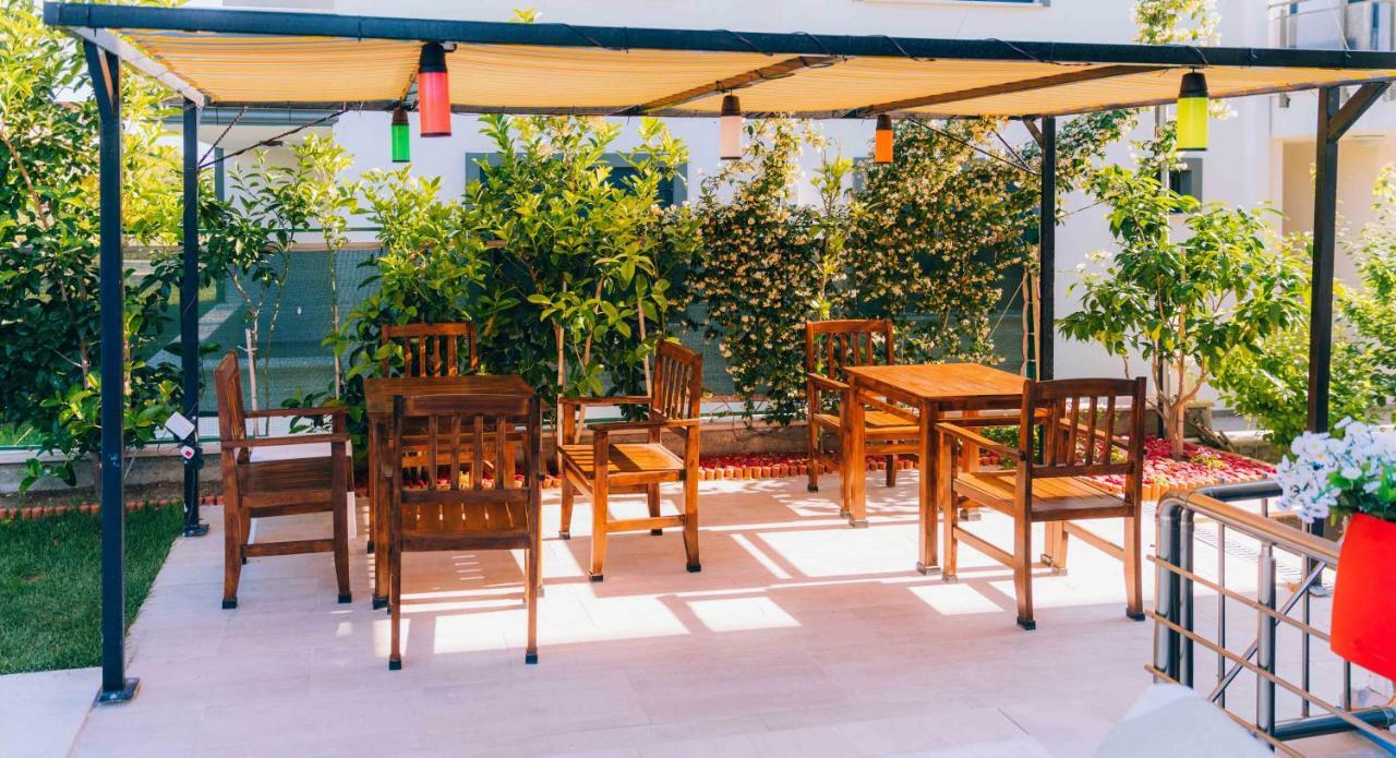 Asil Apart Hotel Burhaniye ภายนอก รูปภาพ